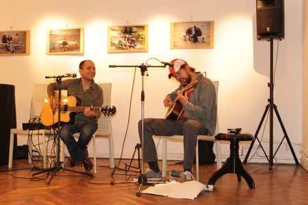 Лавочка-мікросвіт