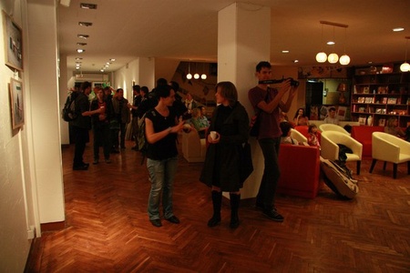 Лавочка-мікросвіт